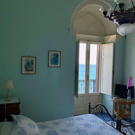 B&B Villa Antonio Таормина Экстерьер фото